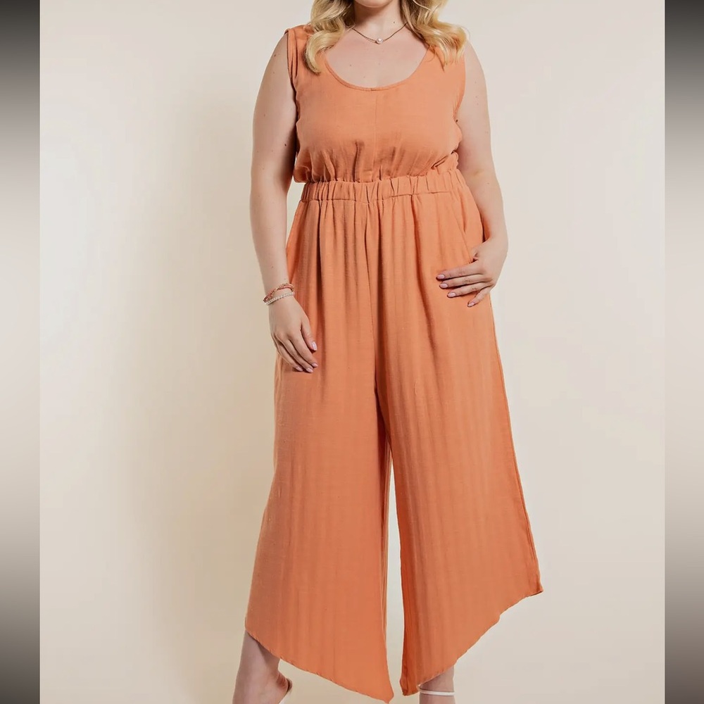 Herringbone texture Jumpsuit with back tie Detail in salmon - Picture 1 of 3